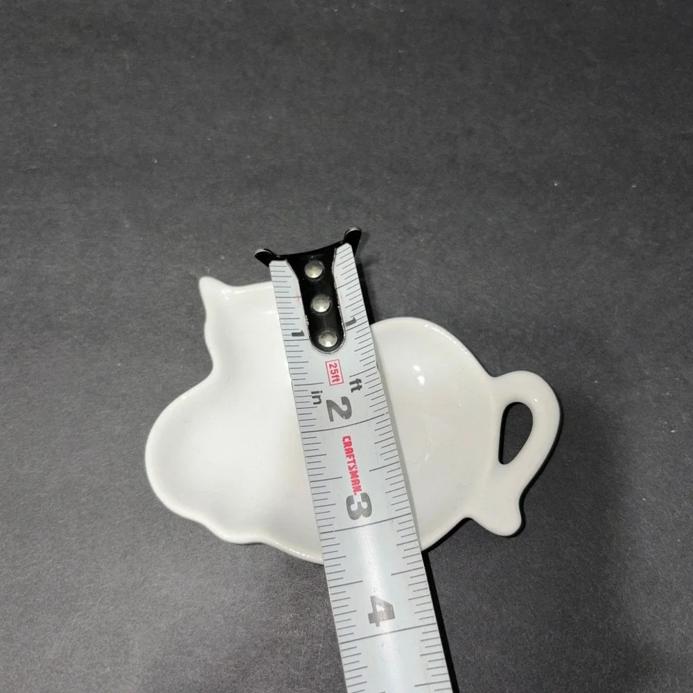 White Ceramic Cat Trinket Dish Feline Jewelry Ring Holder Tea Bag Holder Decor
